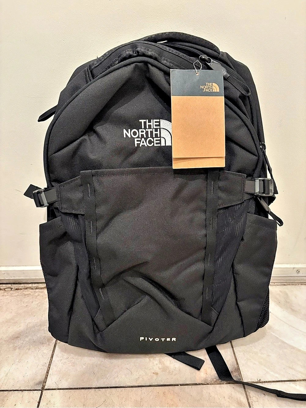 The North Face Pivoter Backpack Black NWT